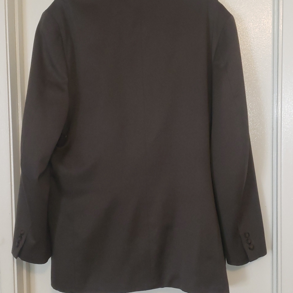 Men suit - Picture 2 of 3